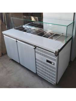 Холодильний стіл 2-х дверний з гастроємностями Холодильний стіл 2-х дверний з гастроємностями